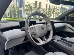 2022 Nio ET5 75kWh, синий — фото 28