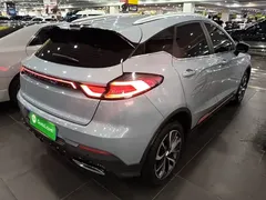 2022 Geely Emgrand S 1.4T CVT — фото 7