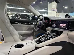 2021 Porsche Panamera 4 Sport Turismo 2.9T, синий — фото 11