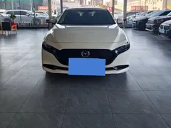 2021 Mazda 3 2.0L AT, белый — фото 2