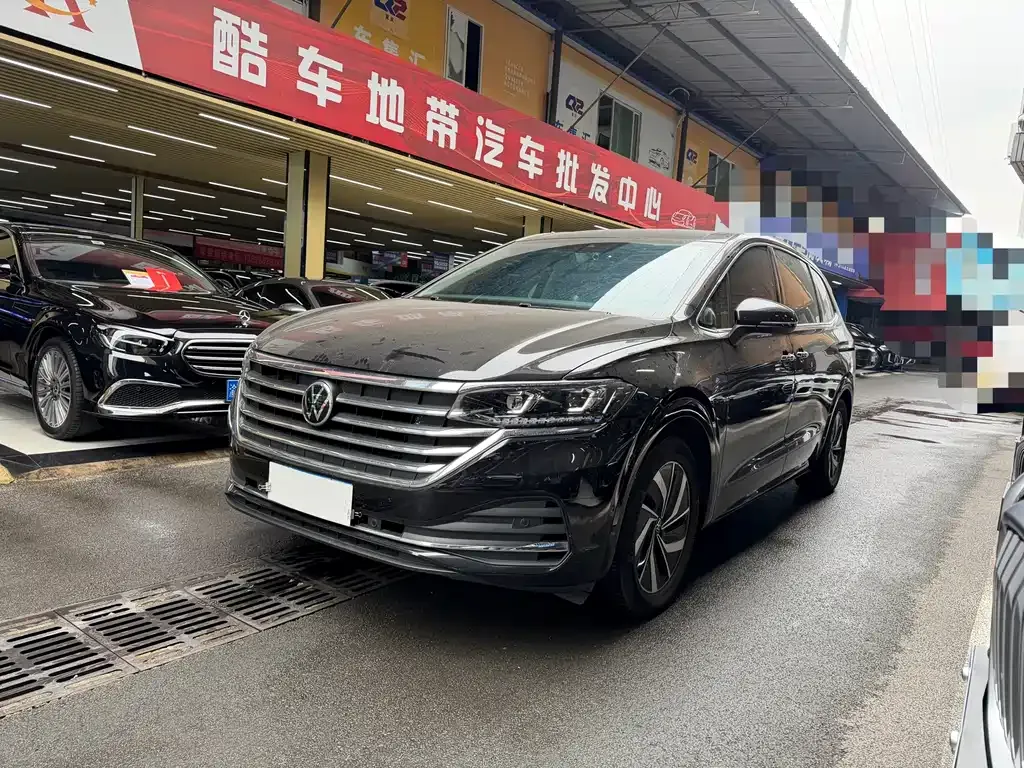 2022 Volkswagen Viloran 380TSI Premium