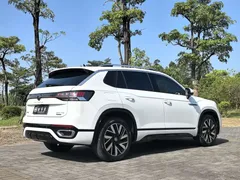 2023 Volkswagen Tayron 380TSI 4WD R-Line, белый — фото 5