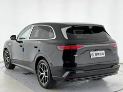 2026 Aito M6 EV Max, чёрный — фото 14