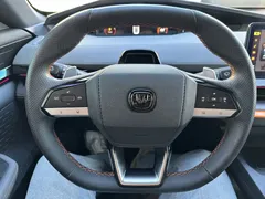 2022 Changan UNI-V 1.5T Premium, чёрный — фото 16