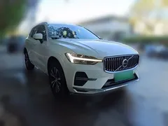 2023 Volvo XC60 4WD Luxury, белый — фото 3
