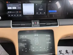 2021 Li Auto ONE EREV 6-seater, чёрный — фото 15