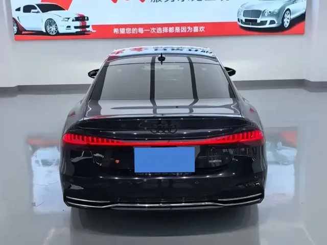 2022 Audi A7L 45 TFSI S-line Dream Future Edition