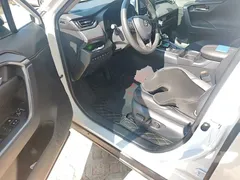 2021 Toyota Wildlander High Performance 2.5L 4WD, белый — фото 12