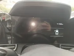 2022 Hyundai Elantra 1.5L CVT LUX Premium — фото 12