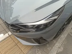 2022 Hyundai Elantra 1.5L CVT LUX Premium — фото 24
