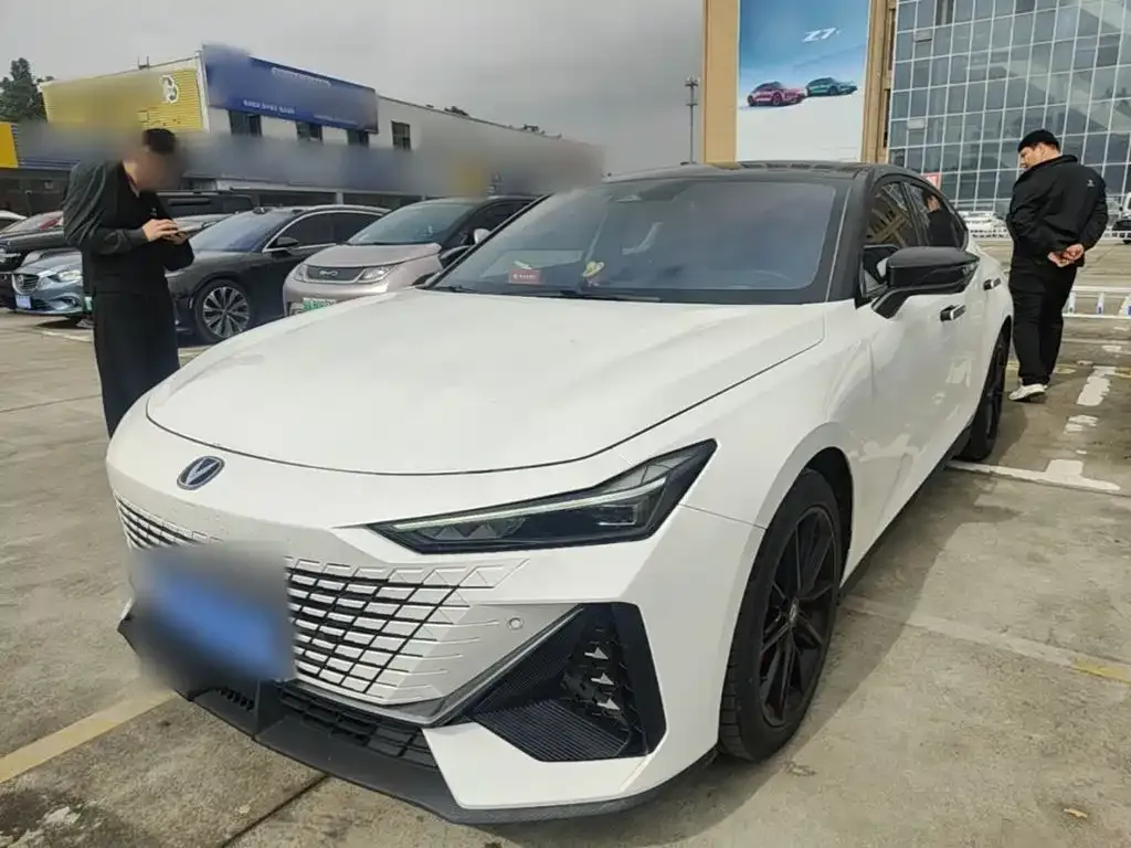 2023 Changan UNI-V 1.5T Premium
