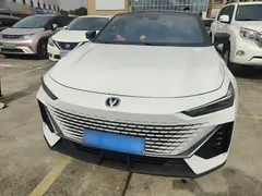 2023 Changan UNI-V 1.5T Premium, белый — фото 3