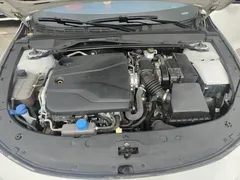 2023 Changan UNI-V 1.5T Premium, белый — фото 20