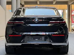 2023 BMW 7 Series 735Li Luxury Package, чёрный — фото 4