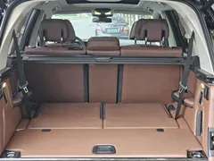 2023 BMW X7 xDrive40i Luxury Package, чёрный — фото 24