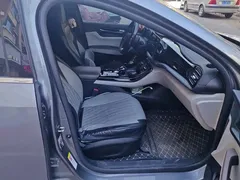 2024 BYD Qin PLUS Honor DM-i PHEV 55km Leading — фото 8