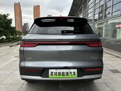 2025 BYD Song Pro 2nd Gen Smart Driving DM-i PHEV 75km Leading — фото 4