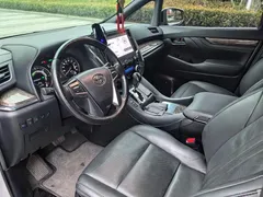 2021 Toyota Alphard Hybrid 2.5L Premium, белый — фото 9