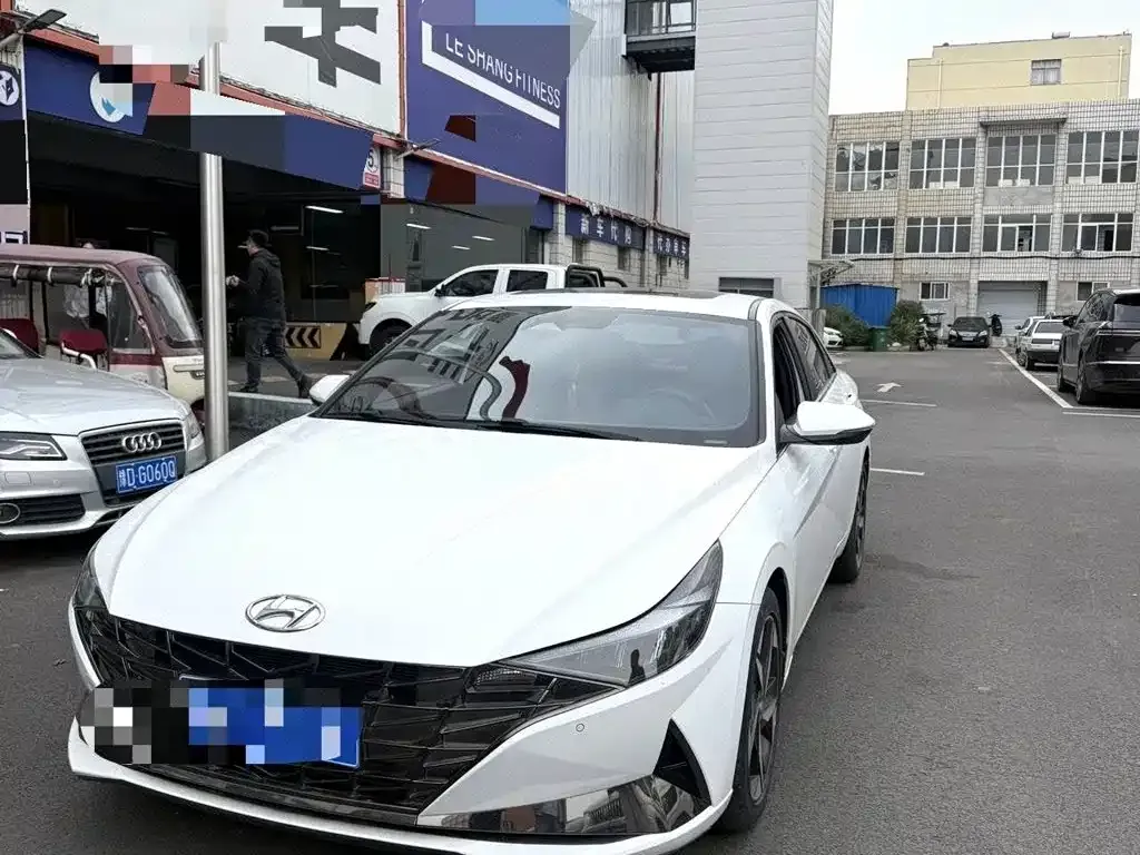 2021 Hyundai Elantra 240TGDi DCT LUX Premium