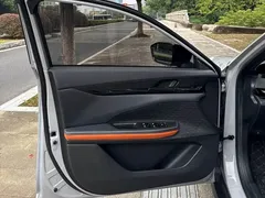 2022 Changan UNI-V 1.5T Premium — фото 3