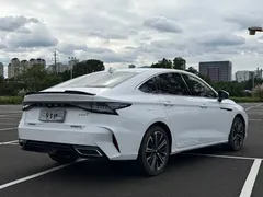 2023 Chery Arrizo 8 1.6T DCT, белый — фото 4