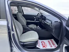 2023 Kia Cerato 1.5L CVT Luxury — фото 17