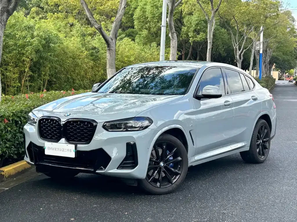 2022 BMW X4 xDrive30i M Sport Night Package