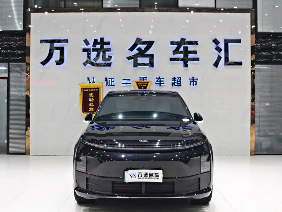 2025 Li Auto L6