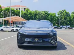 2023 Nio ET7 75kWh, чёрный — фото 2