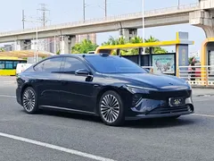 2023 Nio ET7 75kWh, чёрный — фото 3