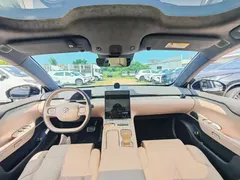 2023 Nio ET7 75kWh, чёрный — фото 14