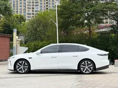 2024 Nio ET7 75kWh Executive, белый — фото 15