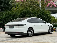 2024 Nio ET7 75kWh Executive, белый — фото 17