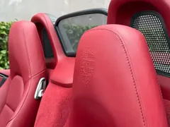 2022 Porsche 718 Boxster 2.0T, белый — фото 14