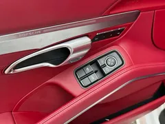 2022 Porsche 718 Boxster 2.0T, белый — фото 15