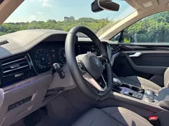2021 Volkswagen Touareg 2.0TSI, чёрный — фото 5