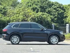 2021 Volkswagen Touareg 2.0TSI, чёрный — фото 22