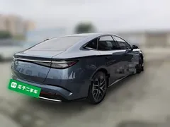 2023 BYD Seal 1.5T DM-i PHEV 121km Flagship — фото 4