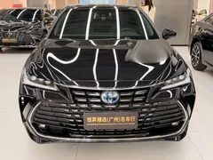 2022 Toyota Avalon Hybrid 2.5L XLE Premium, чёрный — фото 2