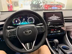2022 Toyota Avalon Hybrid 2.5L XLE Premium, чёрный — фото 9