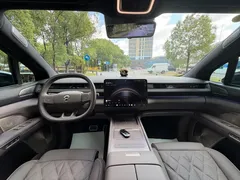 2026 Nio ES8 6-seat Executive Luxury, зелёный — фото 16