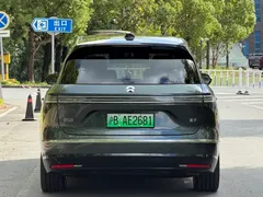 2026 Nio ES8 6-seat Executive Luxury, зелёный — фото 27