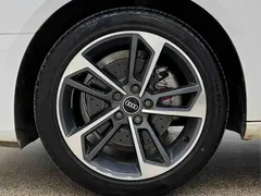2023 Audi A4L 40 TFSI Fashion Dynamic, белый — фото 7