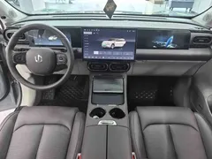 2024 Leapmotor C11 EV 580 Premium — фото 5