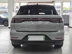 2024 Leapmotor C11 EV 580 Premium — фото 8