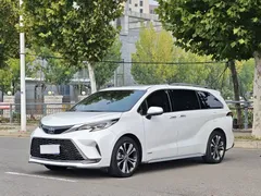 2023 Toyota Granvia 2.5L Hybrid Premium Plus, белый — фото 1