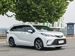 2023 Toyota Granvia 2.5L Hybrid Premium Plus, белый — фото 3