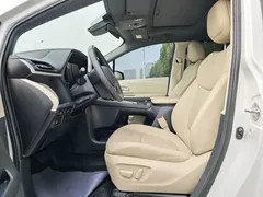 2023 Toyota Granvia 2.5L Hybrid Premium Plus, белый — фото 8
