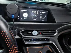2022 Changan UNI-T 1.5T Premium — фото 9