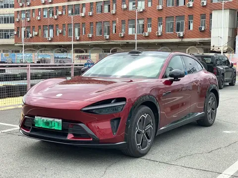2026 Xiaomi YU7 RWD Standard